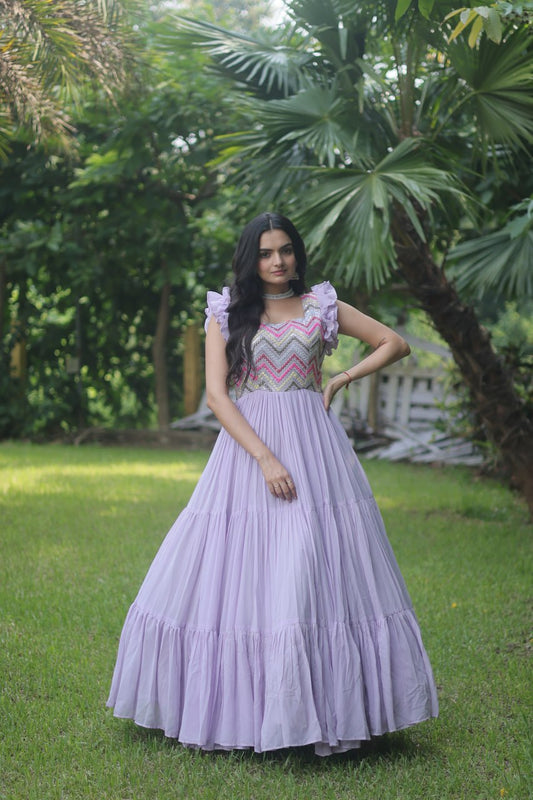 Luxurius Readymade Designer Lite-Purple Gown Collections.💃🏼 (Copy)