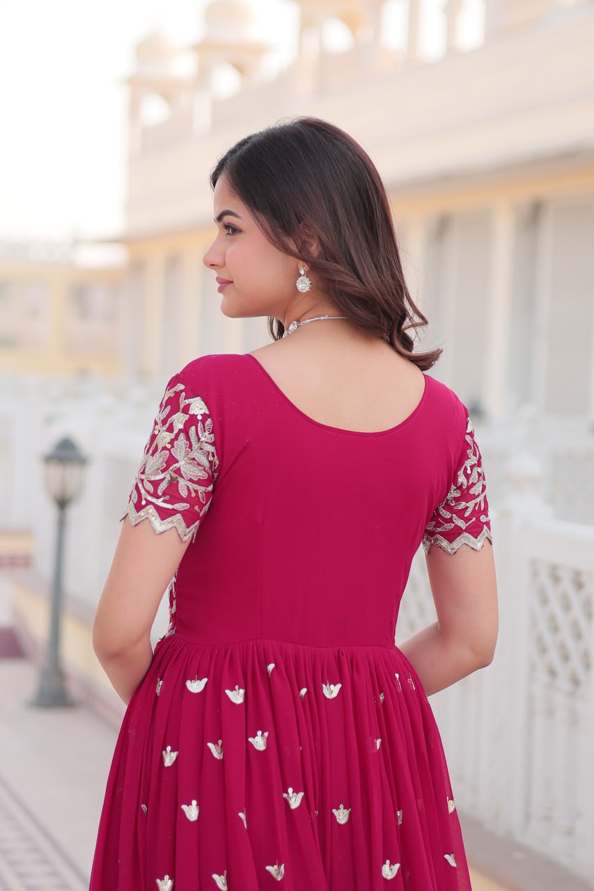 PREMIUM READYMADE DESIGNER PINK GOWN ASPIRATIONAL FOR WOMEN TO WEAR THE BEST OF GOWNS