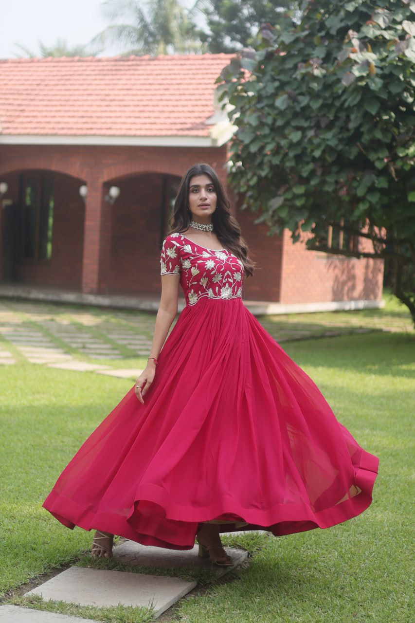 PREMIUM READYMADE DESIGNER PINK GOWN COLLECTIONS. 💃🏻