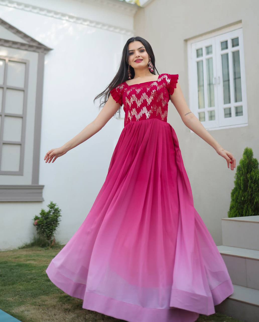 PREMIUM READYMADE DESIGNER PINK GOWN COLLECTIONS.💃🏻