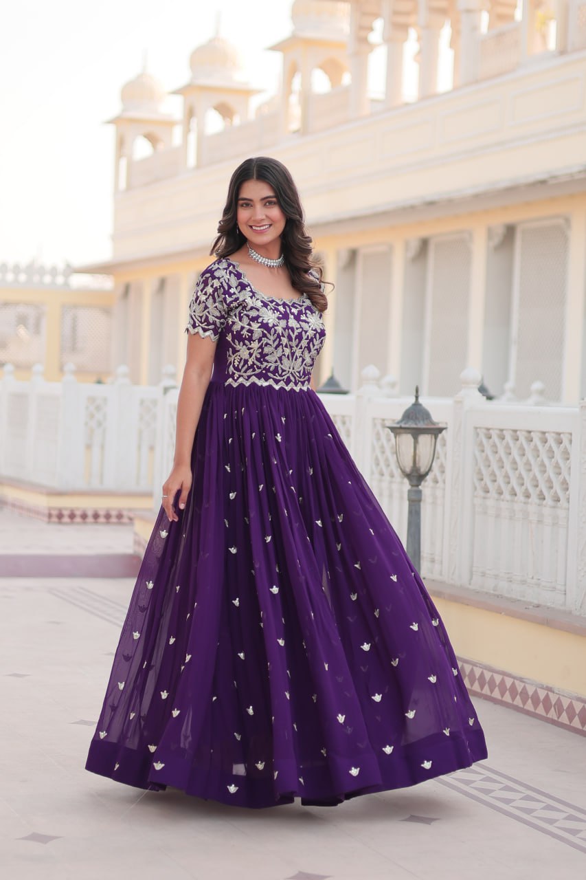 PREMIUM READYMADE DESIGNER PURPLE GOWN ASPIRATIONAL FOR WOMEN TO WEAR THE BEST OF GOWNS