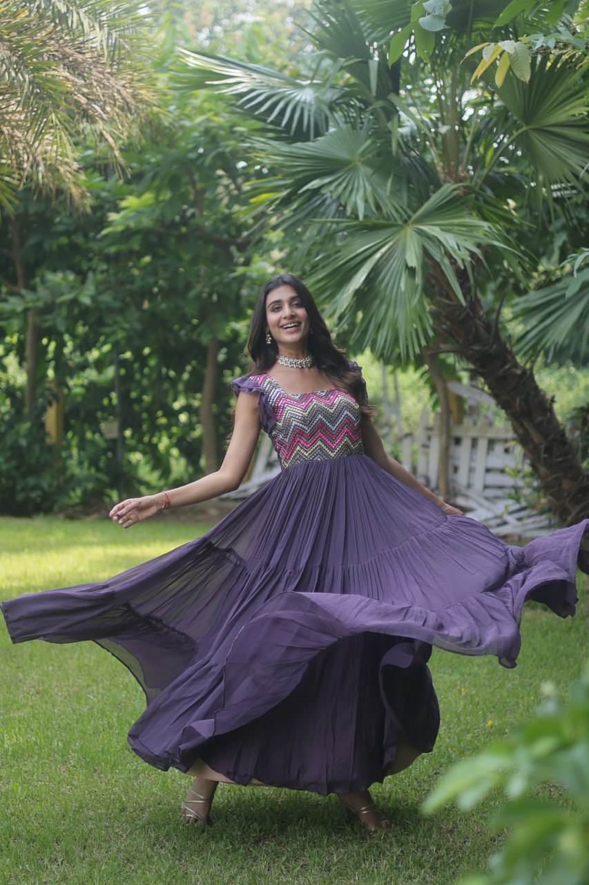 Luxurius Readymade Designer Purple Gown Collections.💃🏼