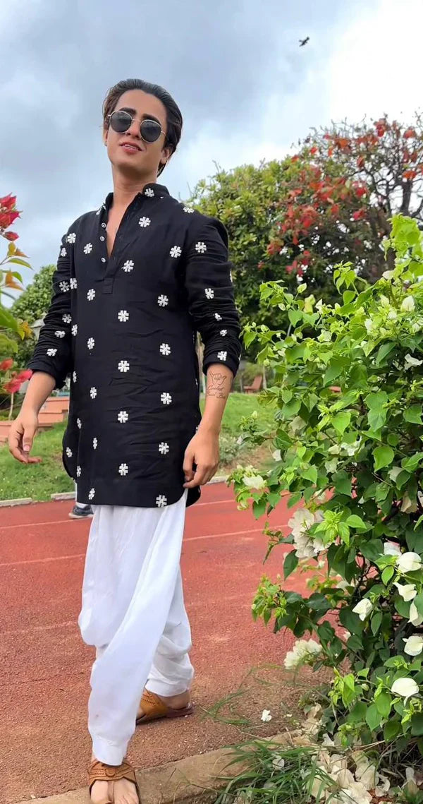 YOURSRK BLACK # SEQUENCE EMBRODRY KURTA