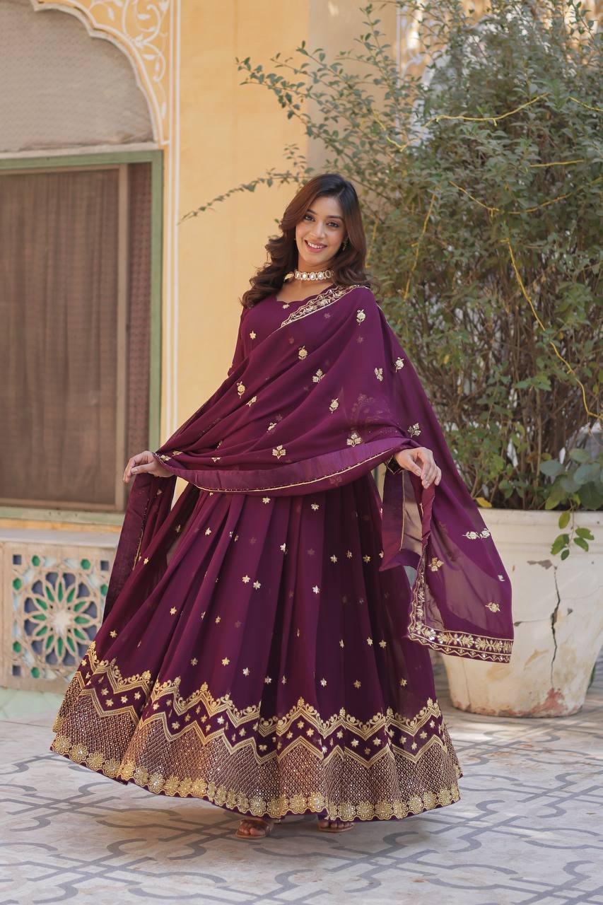 ✨ Regal Elegance Designer Gown with Dupatta – A Symbol of Luxury & Grace! ✨ DARK PURPLE