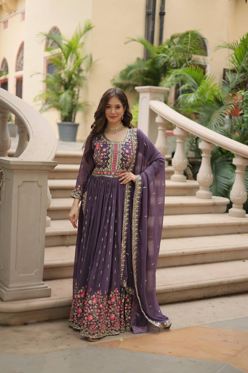 ✨ Luxe Elegance Plazzo Suit – A Statement of Grace & Glamour! ✨LIGHT PURPLE